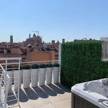 L'Attico Dell'Edera Lägenhet Bologna Exteriör bild